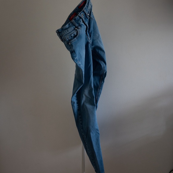 GUESS High Waist Skinny Jeans - Picture 7 of 11